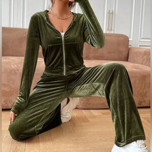 Army Green Zip Up Kangaroo Pocket Hoodie & Sweatpants Set